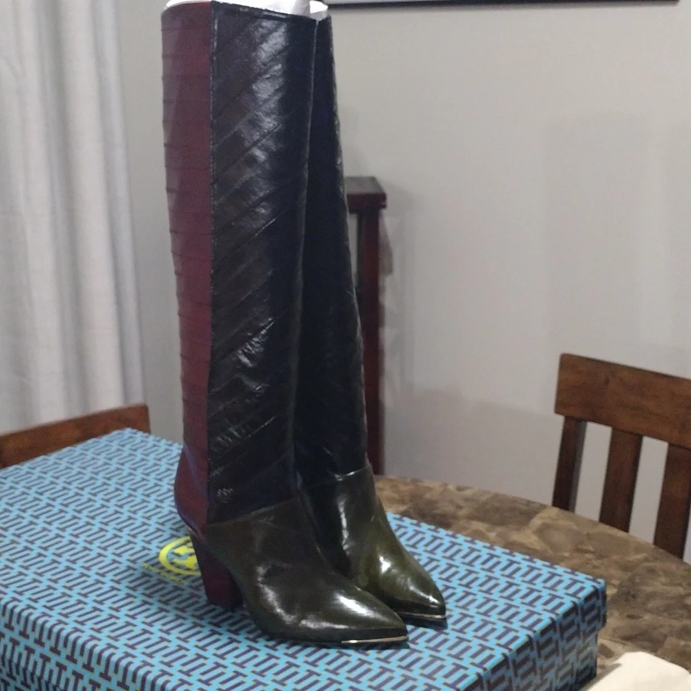 Tory Burch Boots